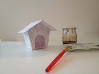 The Holidays with the Paré family - Birdhouse workshop